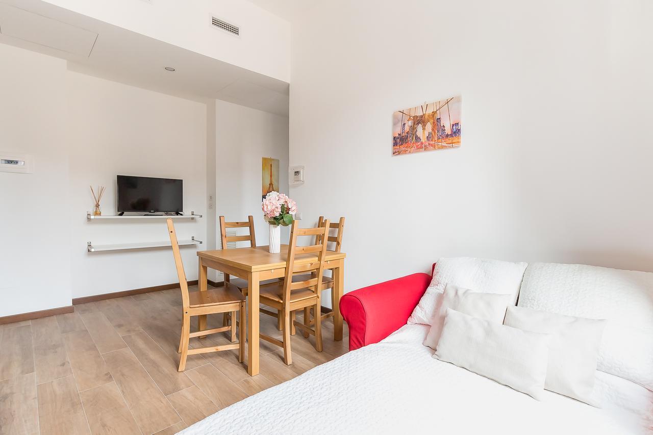 Апартаменты Alessia'S Flat- Affori 3 Милан Экстерьер фото